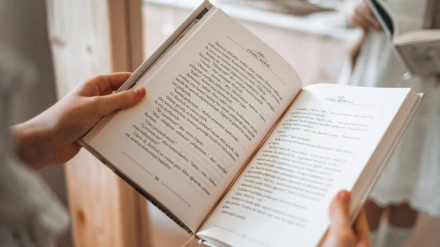 Manfaat Menerbitkan Buku Ber-ISBN yang Perlu Penulis Ketahui