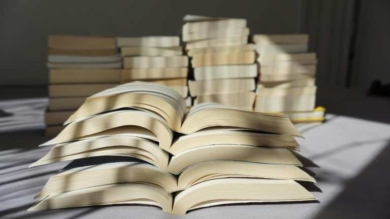 Memahami Resensi Buku Non Fiksi Populer Lengkap Beserta Contohnya