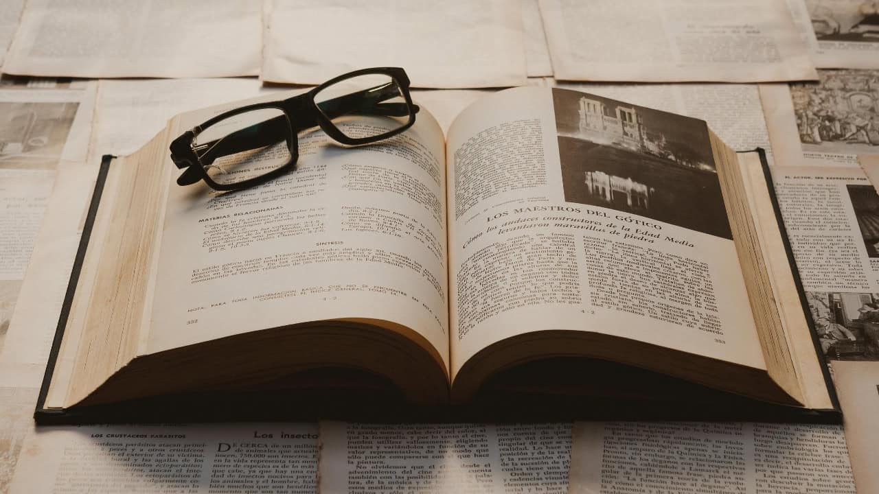 6 Tantangan dalam Menerbitkan Buku dan Cara Mengatasinya