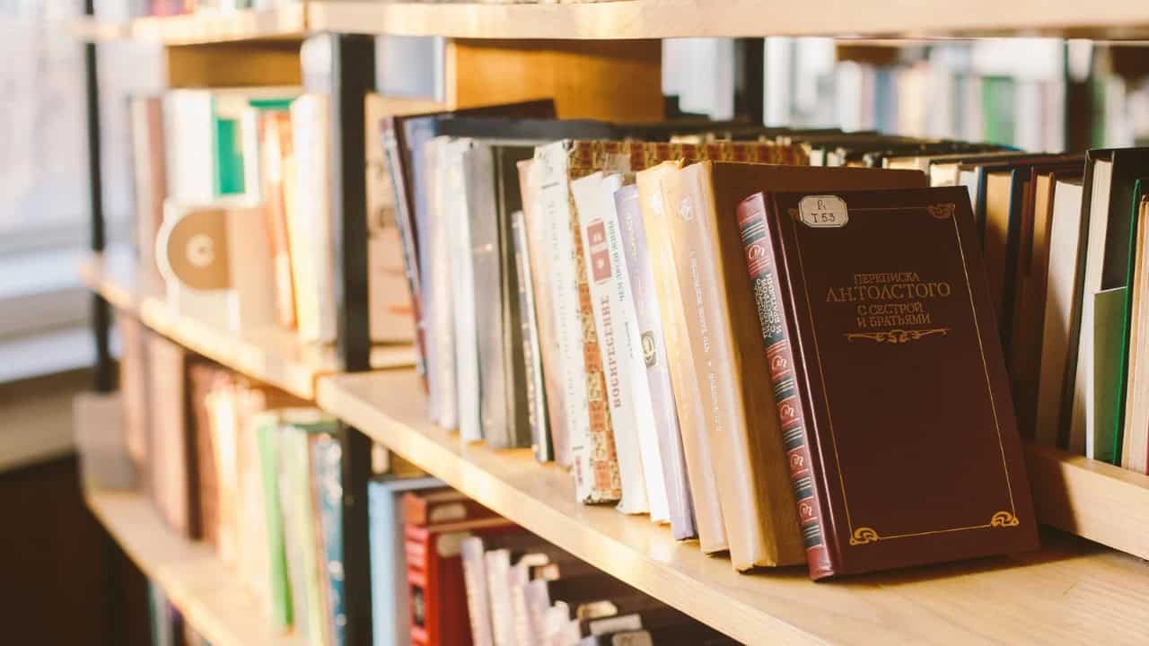 10 Aspek yang Dipertimbangkan Penerbit dalam Menerima Naskah untuk Diterbitkan