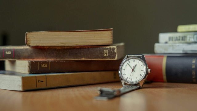 Lebih Baik Mana, Menerbitkan Buku Digital atau Buku Cetak?