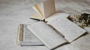 Mengenal Jenis-Jenis Tipografi Puisi untuk Bantu Tingkatkan Efek Visual Puisi yang Menarik