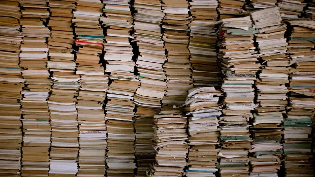 10+ Tips Hemat Biaya Cetak Buku yang Bisa Diterapkan Penulis Pemula