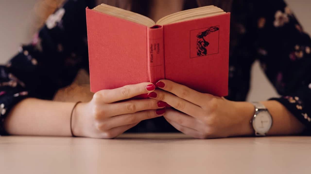 Apa Saja Kriteria Naskah Buku Layak Terbit?