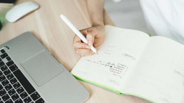 Tips Menulis Buku Self-Improvement yang Perlu Dipraktikkan oleh Penulis