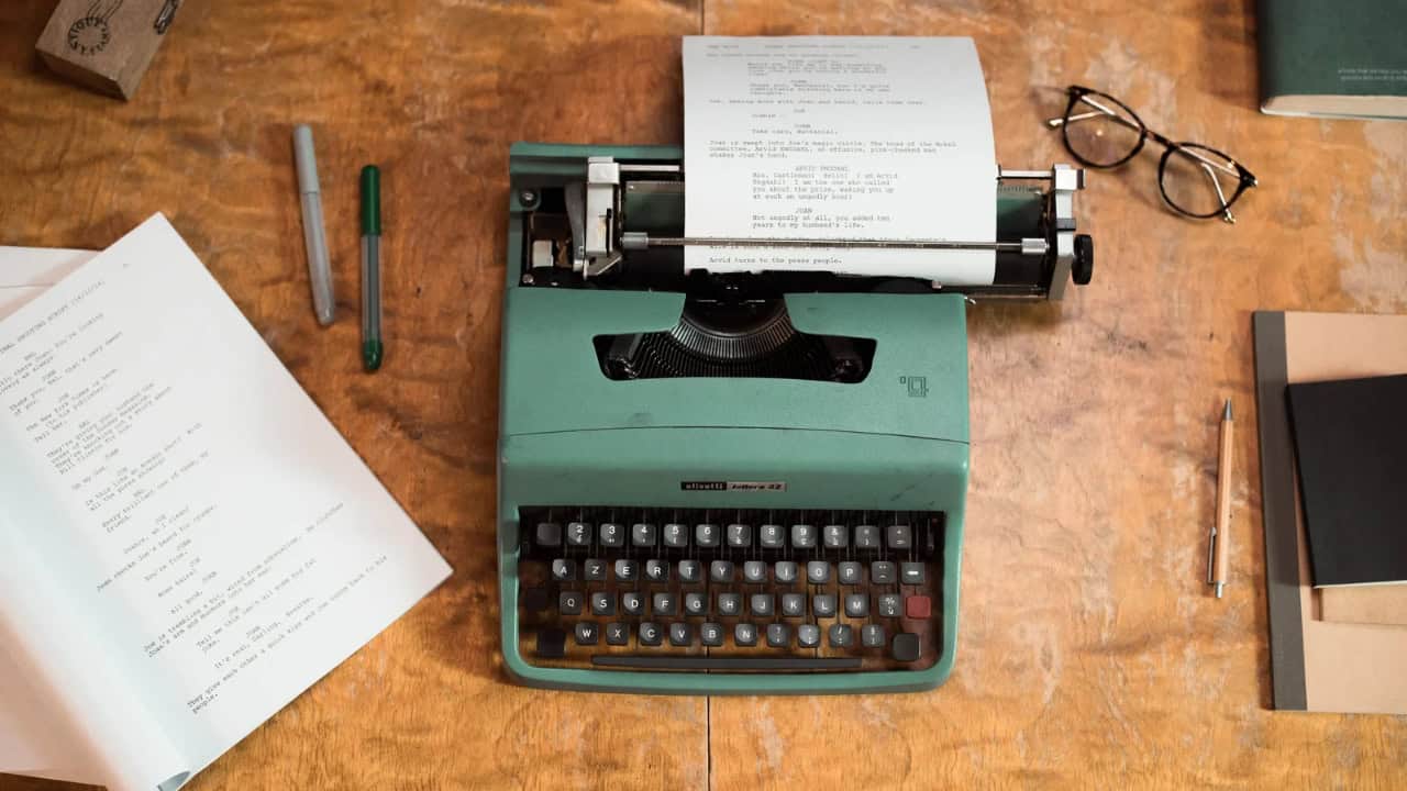 10+ Skill yang Wajib Dimiliki Editor Naskah Profesional