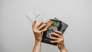 5 Tips Merawat Buku Agar Tetap Awet dan Tidak Mudah Rusak