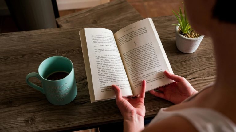 9 Faktor Penentu Harga Layout Buku yang Perlu Penulis Ketahui