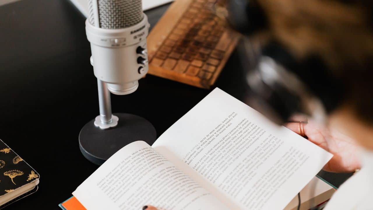 10+ Tips Mendapatkan Pembaca Pertama untuk Novel yang Baru Kamu Terbitkan