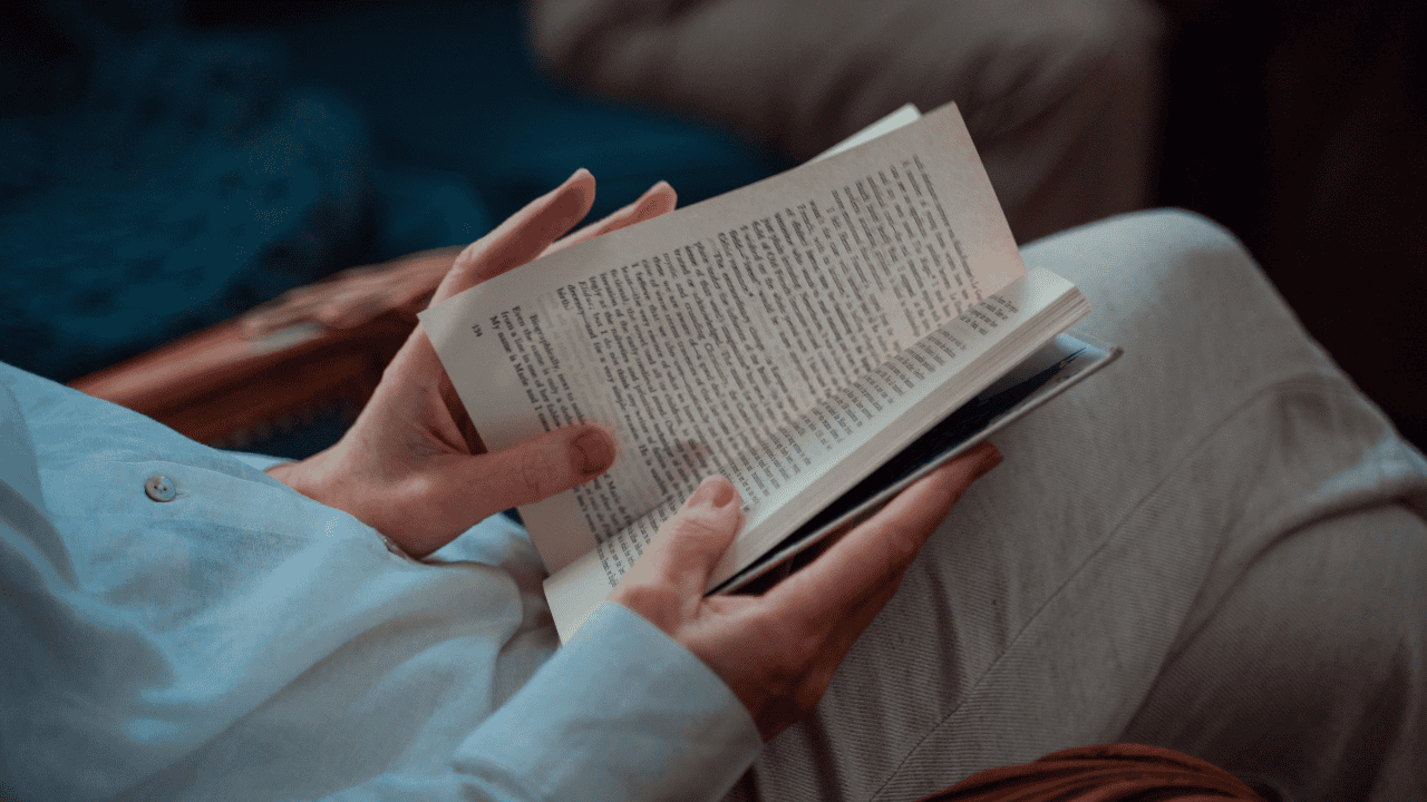 Apa itu Prolog dan Epilog dalam Novel beserta Tujuan Penulisannya